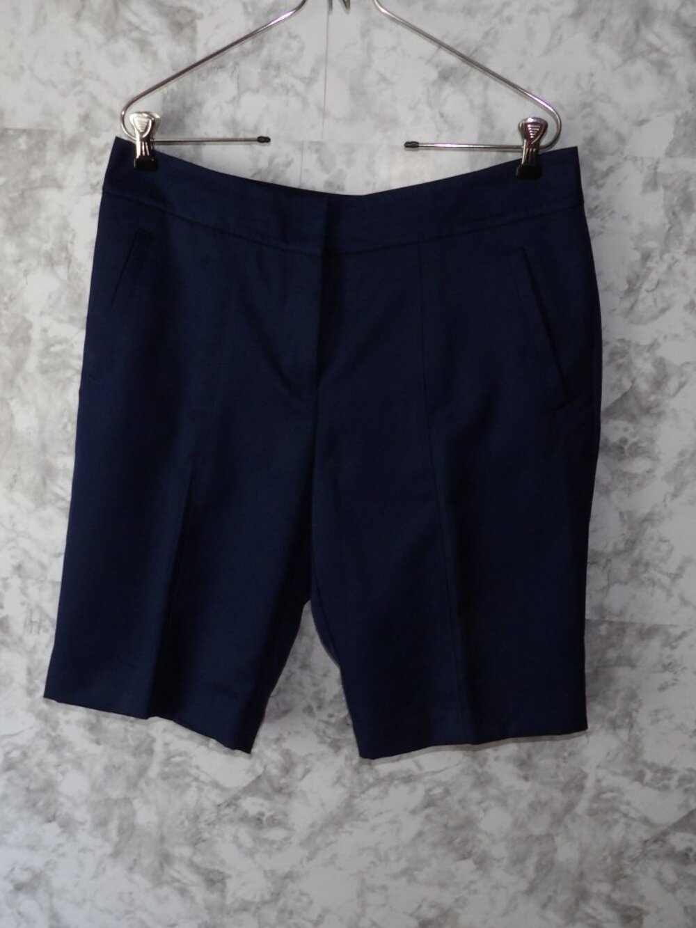 Izod Women's Golf Shorts Navy Blue Size 10